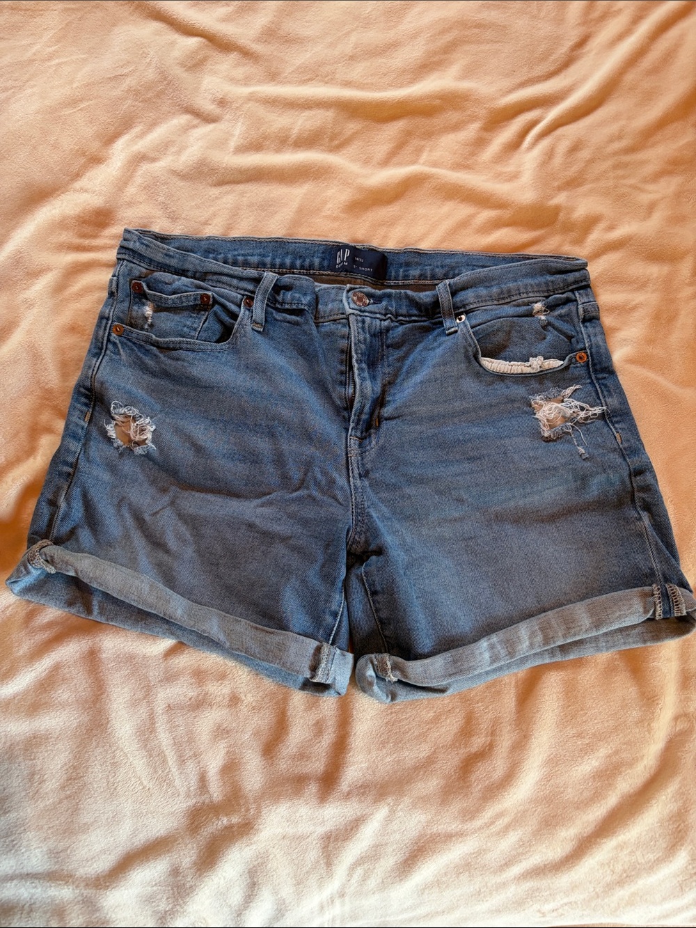 Women’s Gap Rolled Hem Distressed Shorts